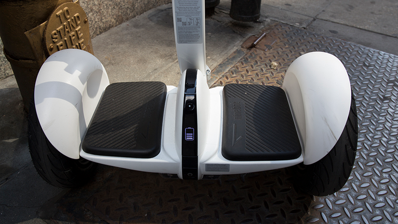 Illustration for article titled This Segway Scooter Is What the Hoverboard Should Have Been